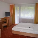 Otel Rhoen 3*