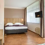 Rhoen Otel 3*