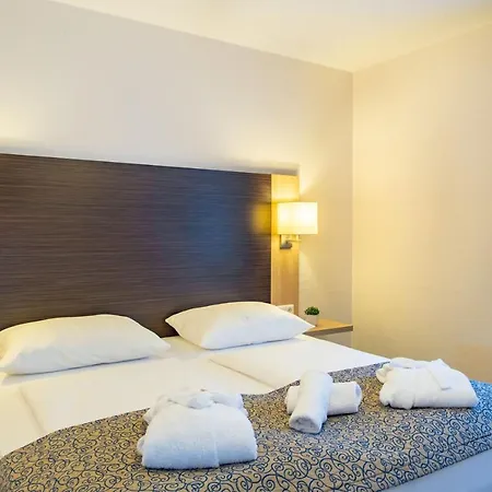 Rhoen Hotel