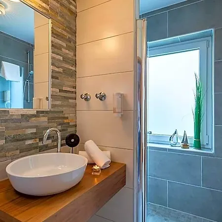 Rhoen Hotel